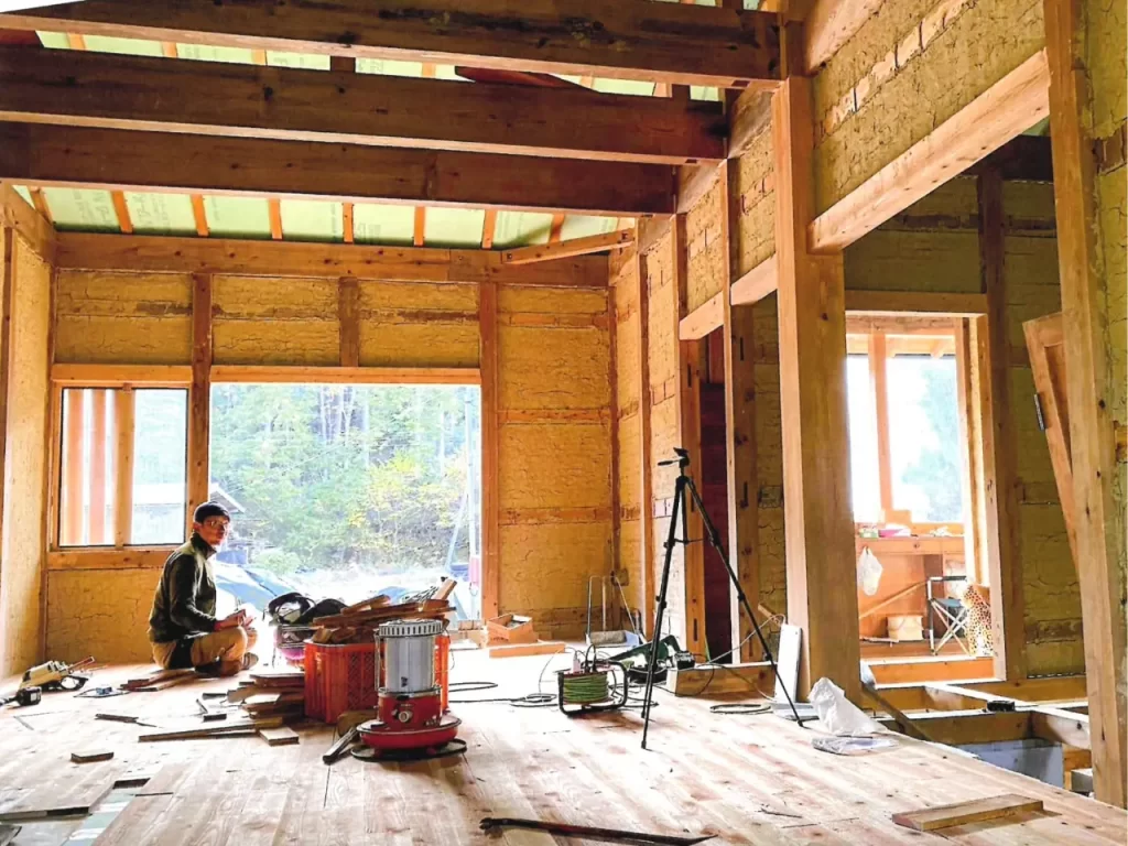 民家をDIYで改修中の画像